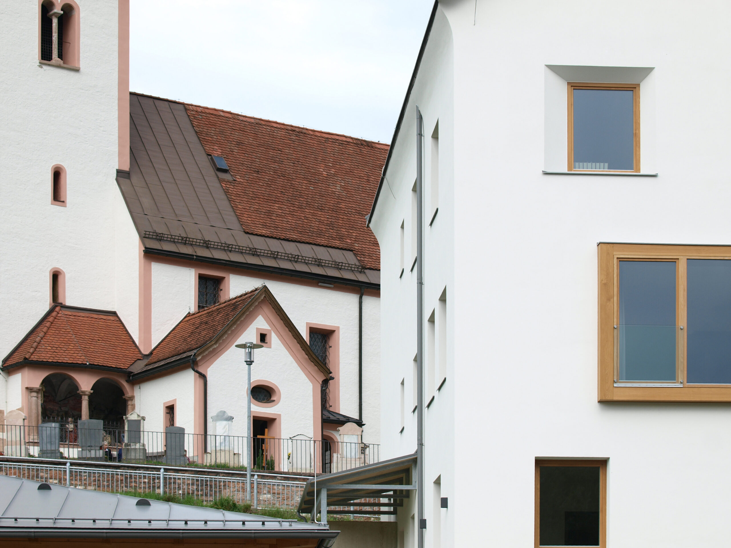 Pfarrhof Adnet neben der Pfarrkirche